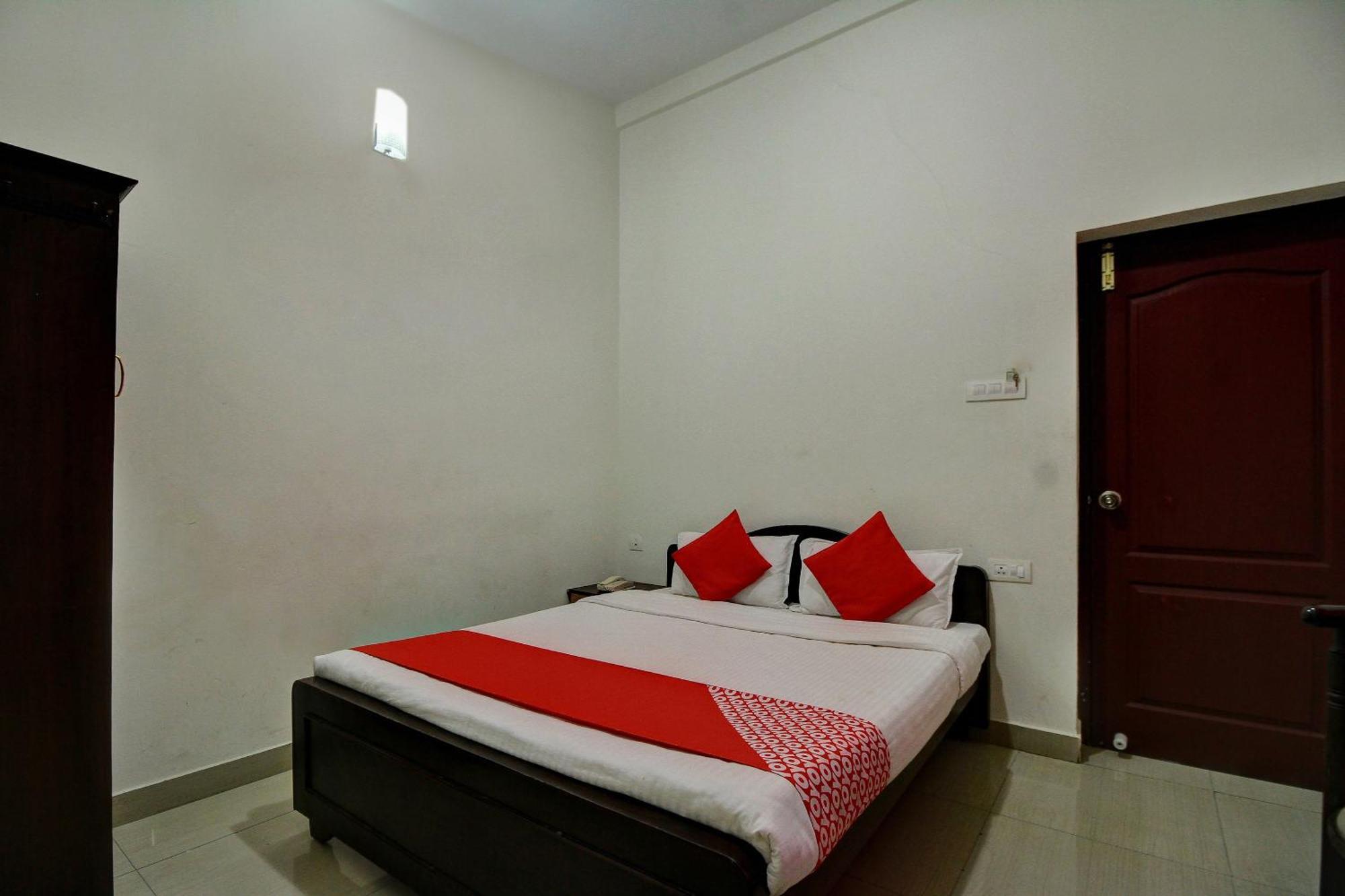 Hotel RJ Inn Kodaikanal Buitenkant foto