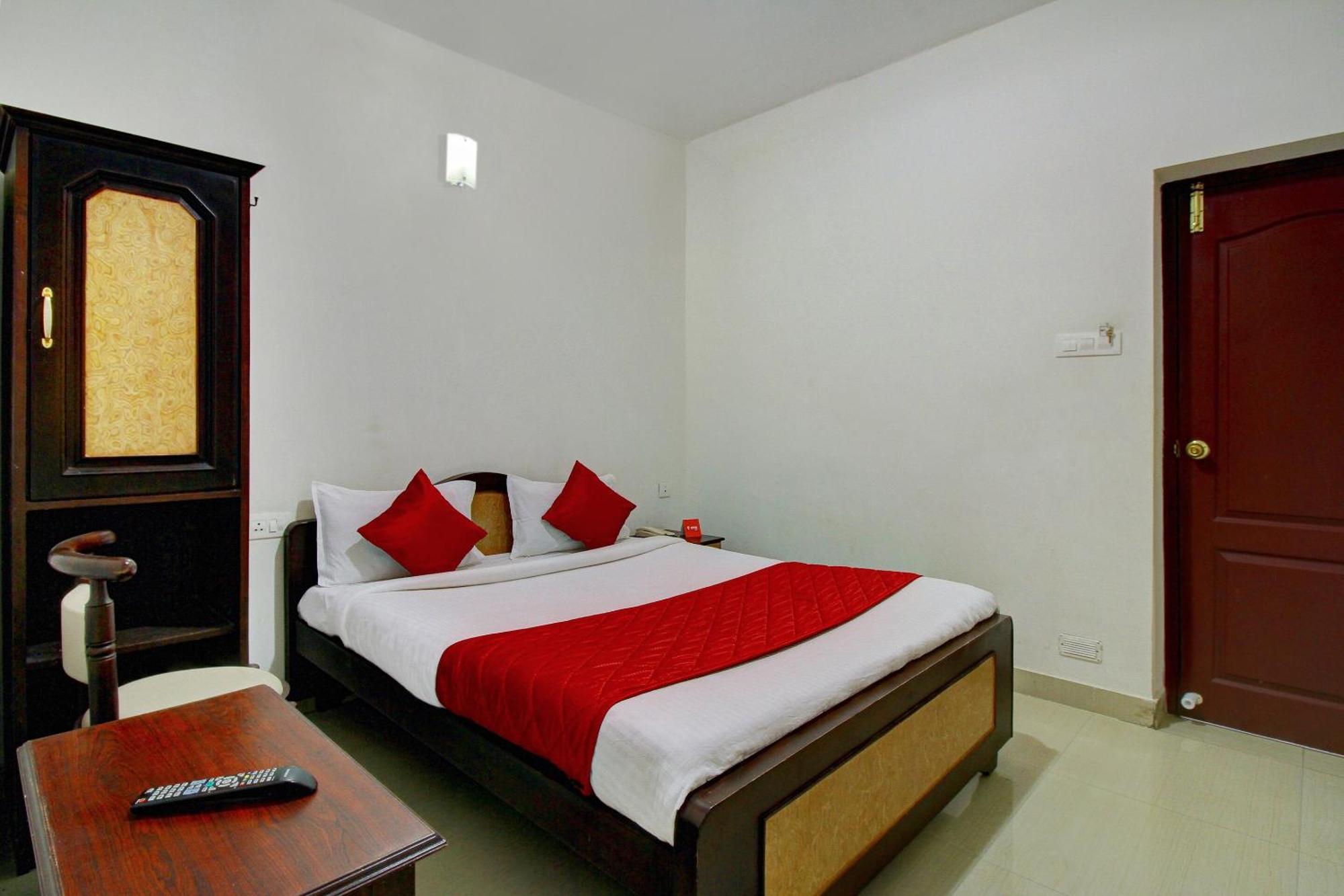Hotel RJ Inn Kodaikanal Buitenkant foto