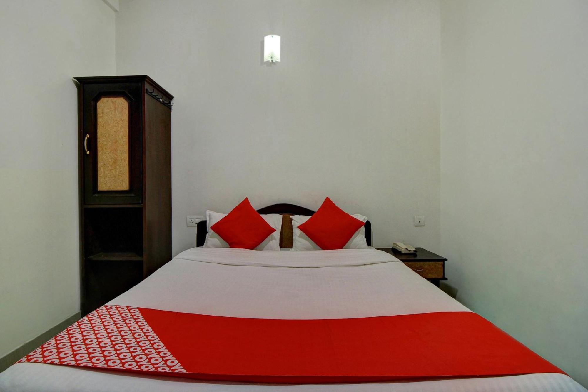 Hotel RJ Inn Kodaikanal Buitenkant foto